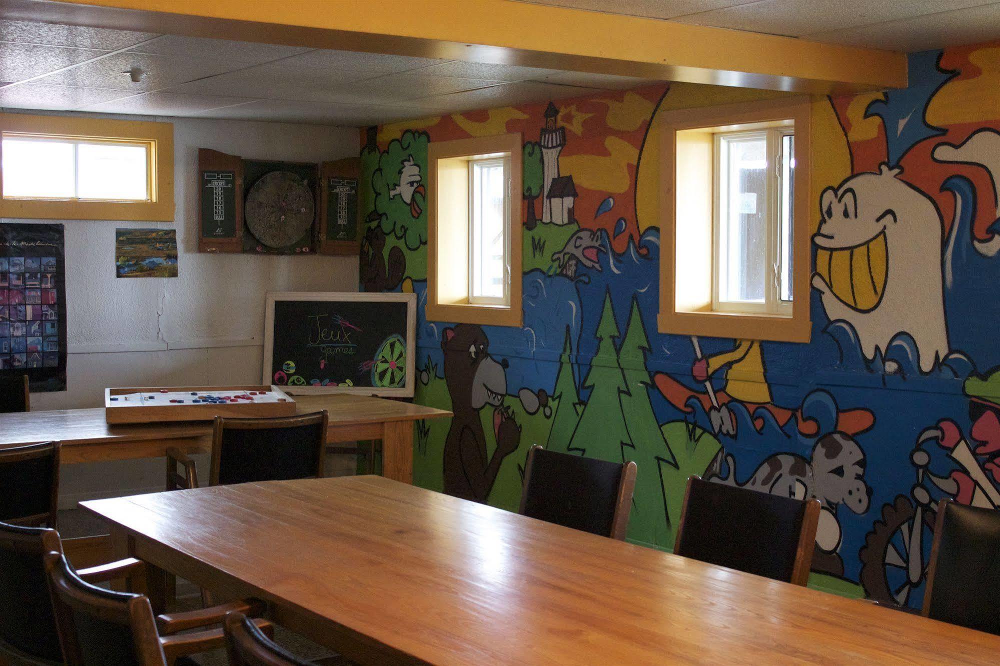 Le Carabobo Auberge Forillon Gaspe Exterior photo